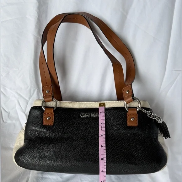 Calvin Klein Pebble Top Handle Satchel Y2K vibes